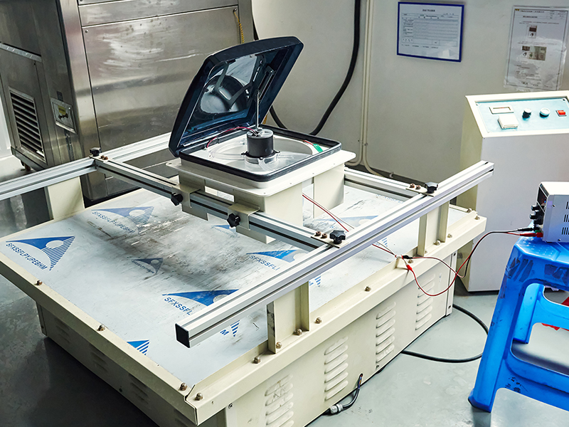 Testeur de traction multifonctionnel