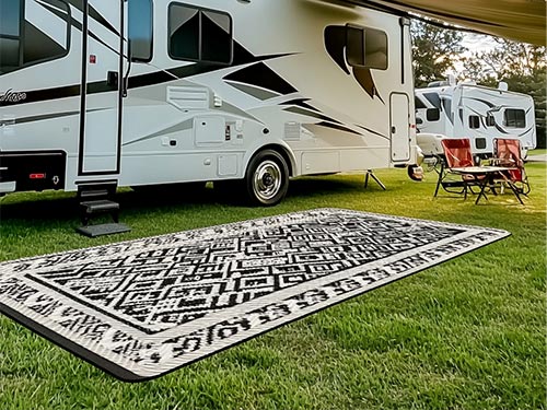 Tapis de patio pour camping-car