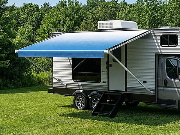 Le problème du tissu d'auvent : il tombe rarement en panne au bon moment